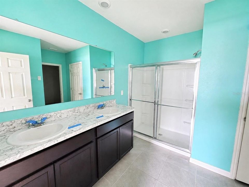 En Venta: $300,000 (4 camas, 2 baños, 1934 Pies cuadrados)