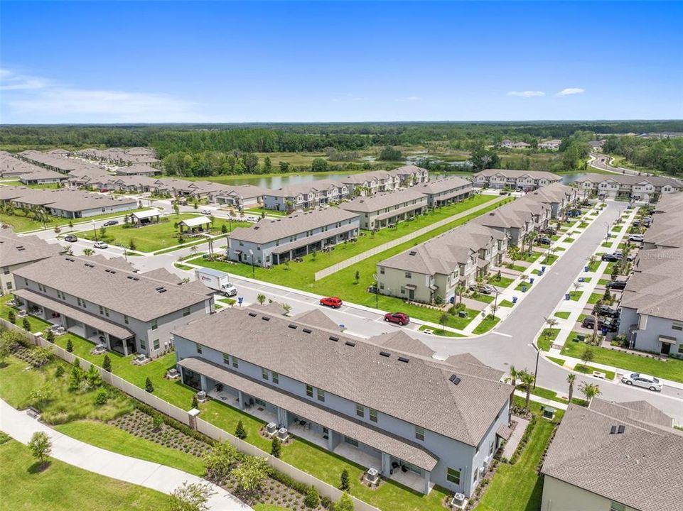 На продажу: $304,900 (3 спален, 2 ванн, 1601 Квадратных фут)