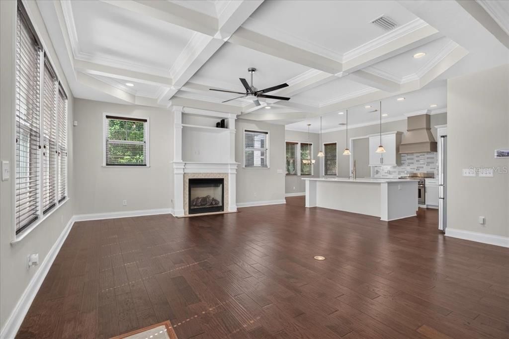 En Venta: $749,900 (5 camas, 4 baños, 2848 Pies cuadrados)
