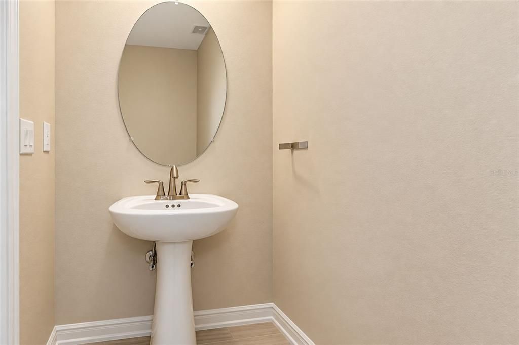 En Venta: $259,900 (3 camas, 2 baños, 1664 Pies cuadrados)