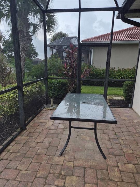 For Rent: $2,300 (2 beds, 2 baths, 1202 Square Feet)
