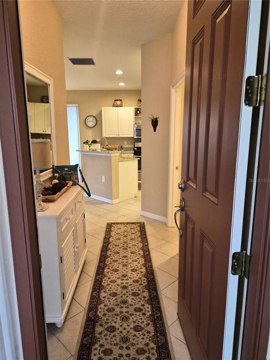 For Rent: $2,300 (2 beds, 2 baths, 1202 Square Feet)