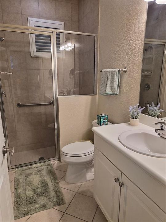For Rent: $2,300 (2 beds, 2 baths, 1202 Square Feet)