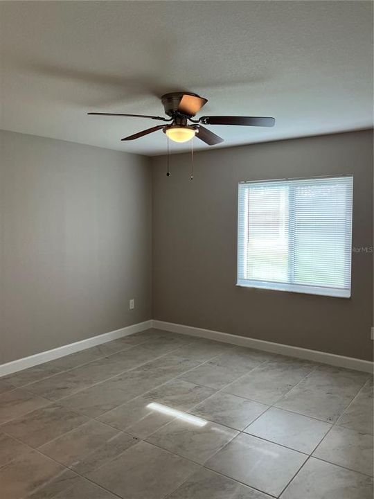 For Rent: $1,690 (3 beds, 2 baths, 1330 Square Feet)