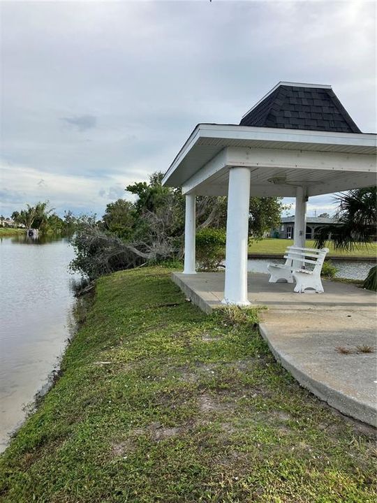 For Rent: $1,690 (3 beds, 2 baths, 1330 Square Feet)