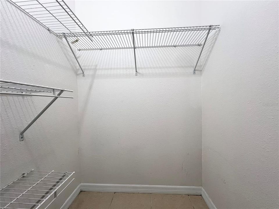 En Venta: $389,900 (3 camas, 2 baños, 1680 Pies cuadrados)
