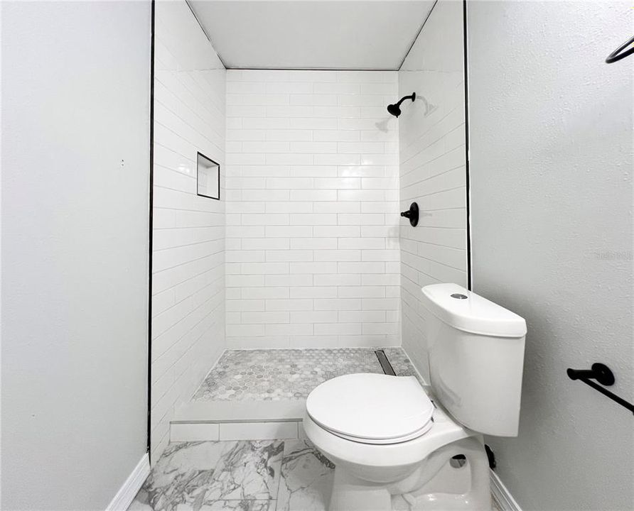En Venta: $389,900 (3 camas, 2 baños, 1680 Pies cuadrados)