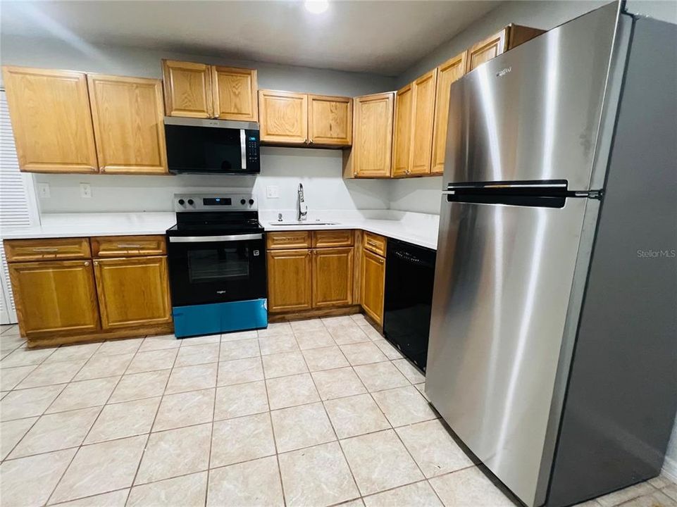 En Venta: $389,900 (3 camas, 2 baños, 1680 Pies cuadrados)