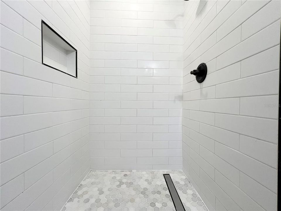 En Venta: $389,900 (3 camas, 2 baños, 1680 Pies cuadrados)