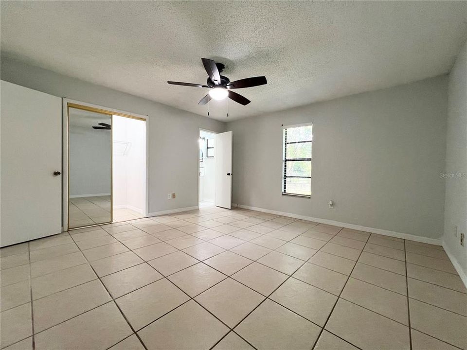 En Venta: $389,900 (3 camas, 2 baños, 1680 Pies cuadrados)