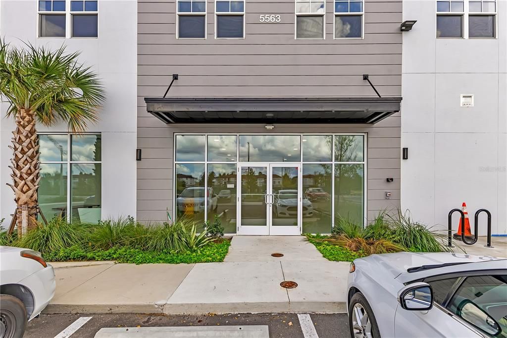 For Rent: $1,600 (2 beds, 2 baths, 1023 Square Feet)