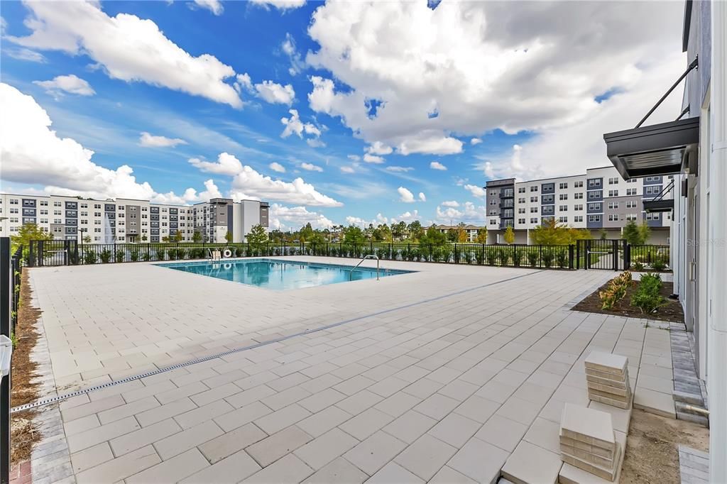 For Rent: $1,600 (2 beds, 2 baths, 1023 Square Feet)