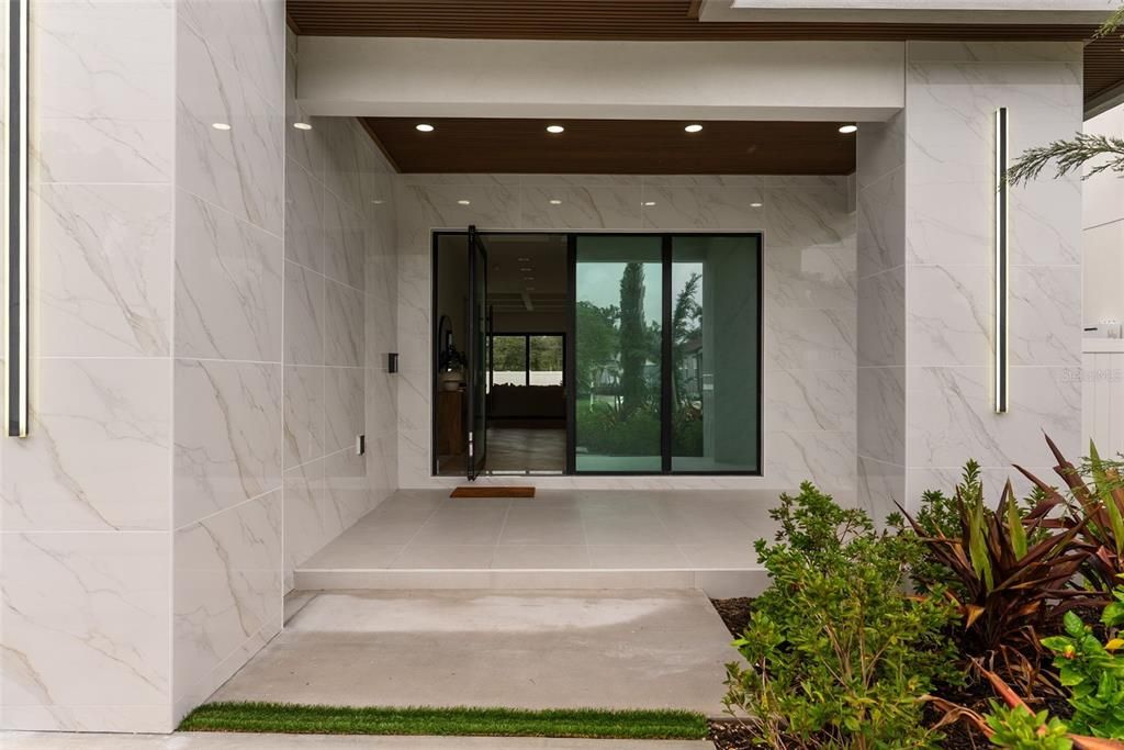 For Sale: $1,949,900 (5 beds, 5 baths, 3638 Square Feet)
