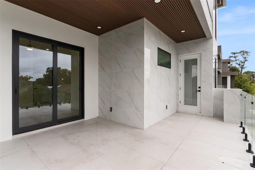 For Sale: $1,949,900 (5 beds, 5 baths, 3638 Square Feet)