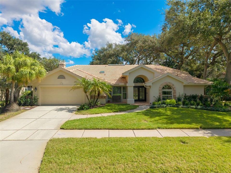 For Sale: $975,000 (4 beds, 3 baths, 3148 Square Feet)
