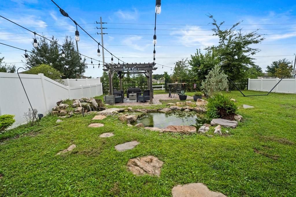 На продажу: $458,990 (5 спален, 3 ванн, 2585 Квадратных фут)