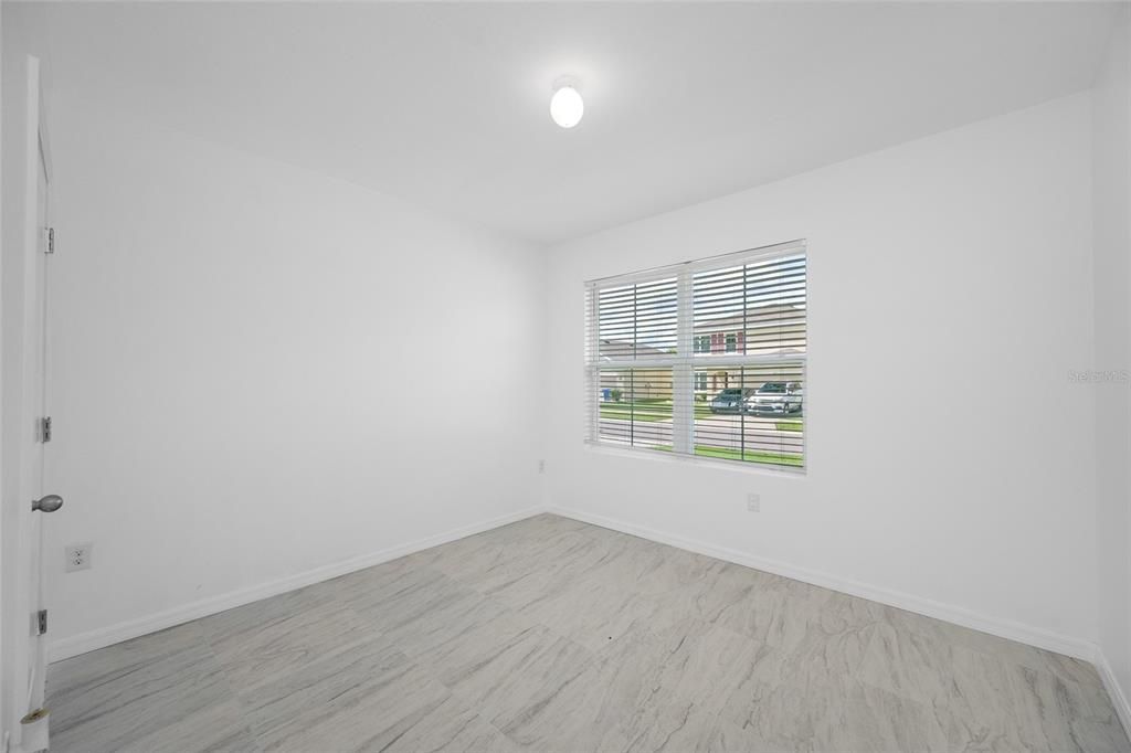 For Rent: $2,200 (3 beds, 2 baths, 1672 Square Feet)