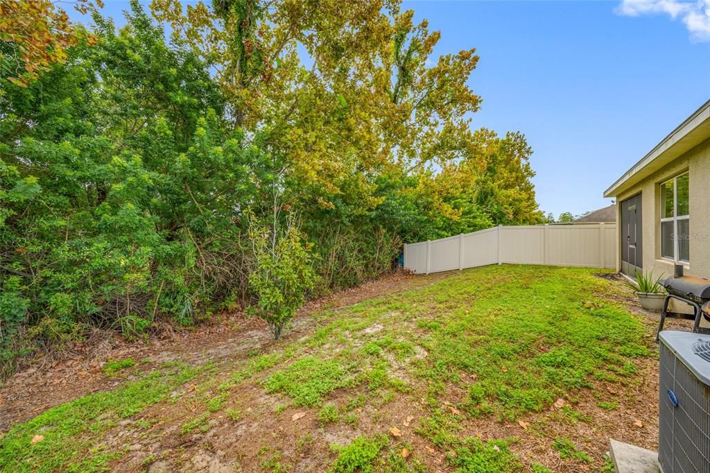 For Rent: $2,200 (3 beds, 2 baths, 1672 Square Feet)