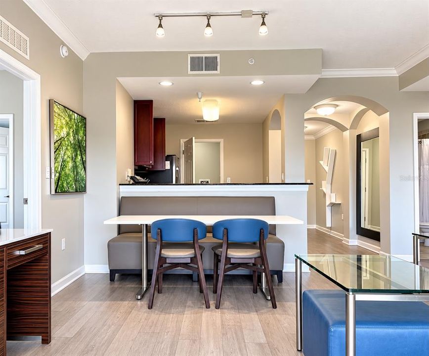 For Sale: $344,900 (3 beds, 3 baths, 1544 Square Feet)
