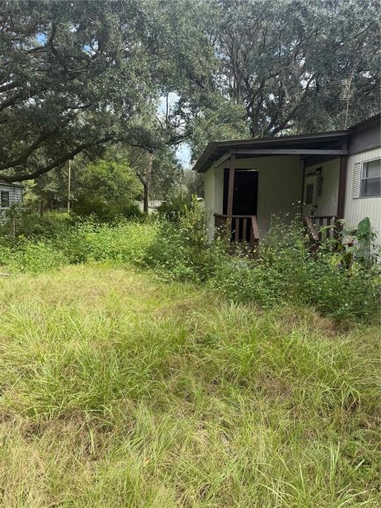 For Sale: $65,900 (2 beds, 1 baths, 672 Square Feet)