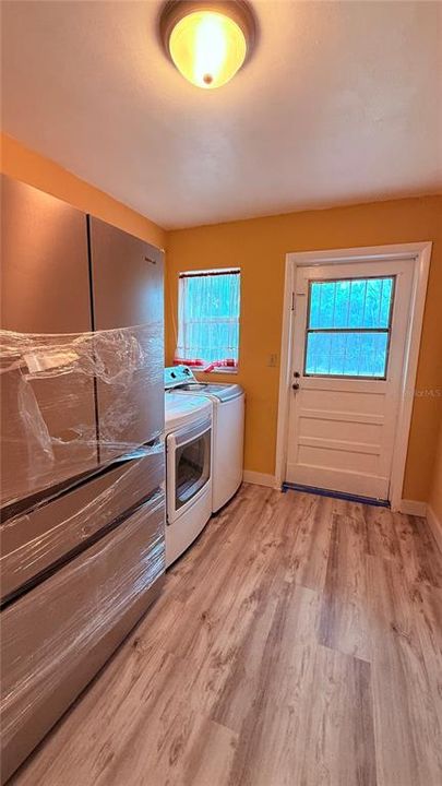 В аренду: $1,950 (3 спален, 2 ванн, 2182 Квадратных фут)