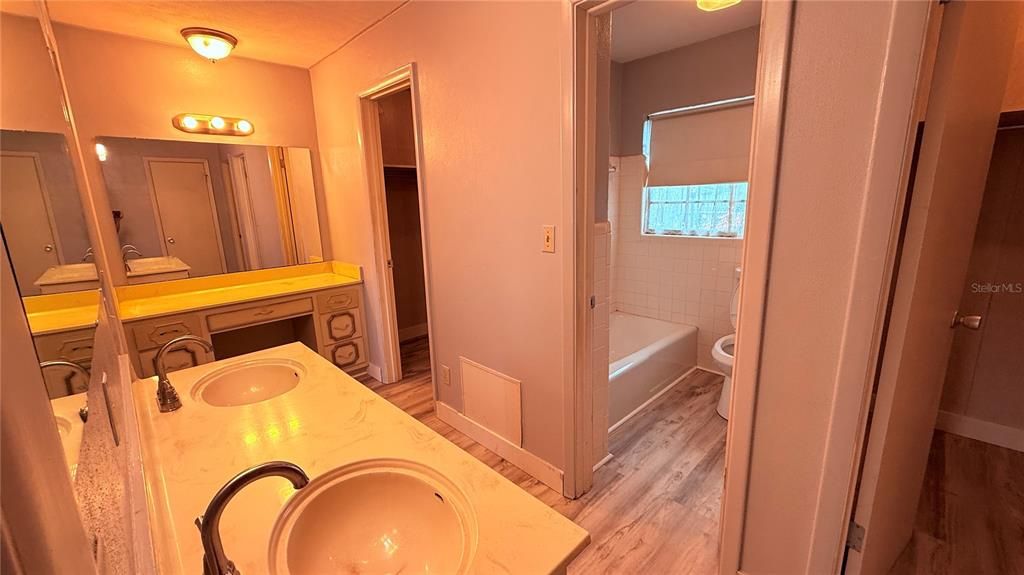 В аренду: $1,950 (3 спален, 2 ванн, 2182 Квадратных фут)