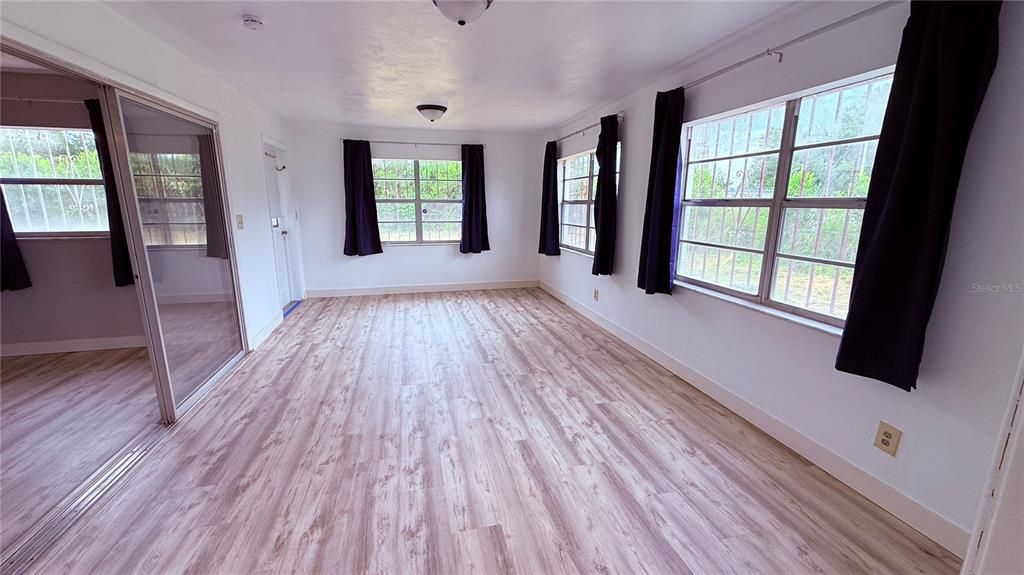 В аренду: $1,950 (3 спален, 2 ванн, 2182 Квадратных фут)