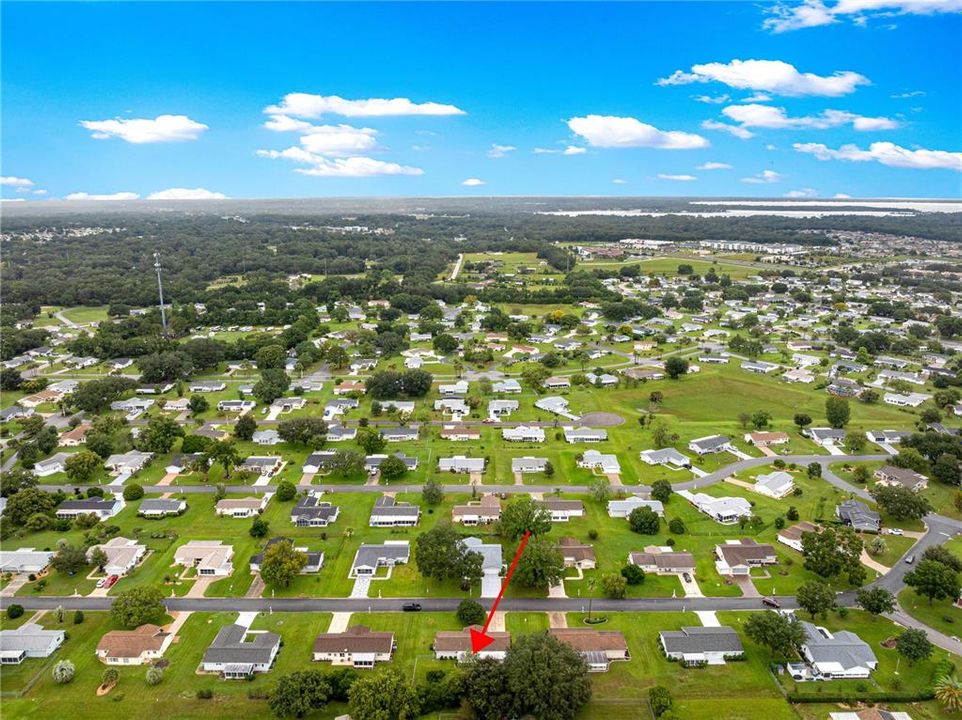 На продажу: $224,900 (2 спален, 2 ванн, 1008 Квадратных фут)