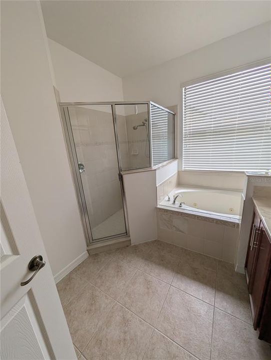 В аренду: $2,350 (3 спален, 2 ванн, 2161 Квадратных фут)