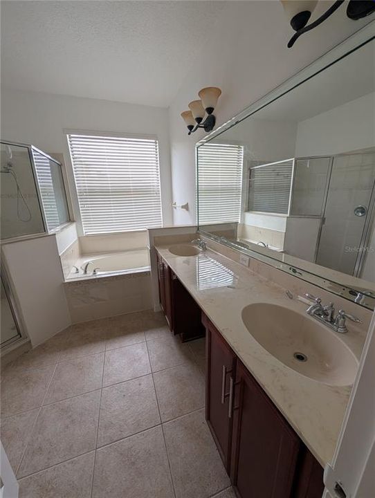 В аренду: $2,350 (3 спален, 2 ванн, 2161 Квадратных фут)