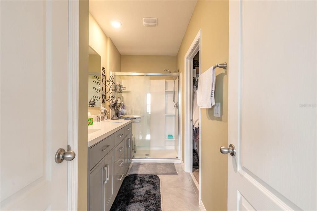For Sale: $270,000 (2 beds, 2 baths, 1624 Square Feet)