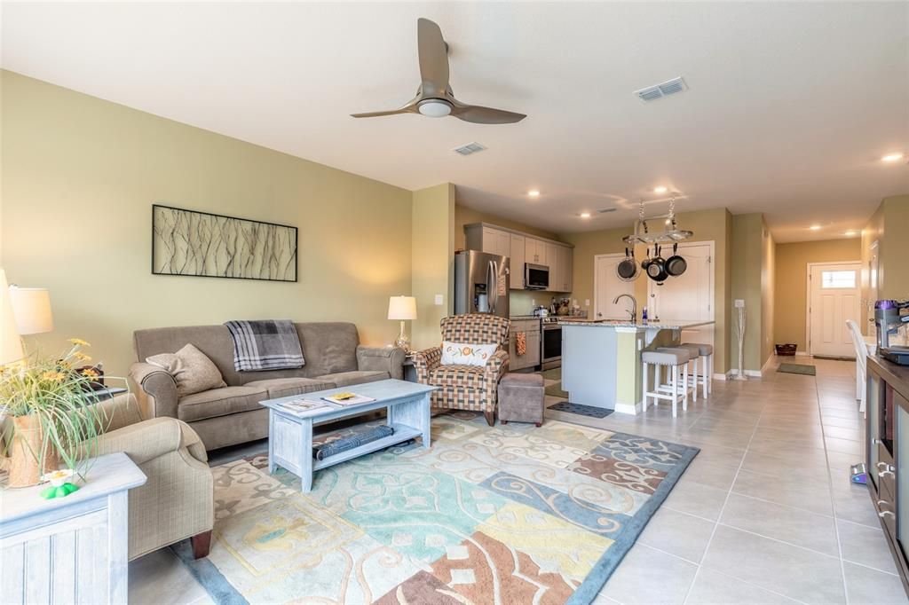 For Sale: $270,000 (2 beds, 2 baths, 1624 Square Feet)
