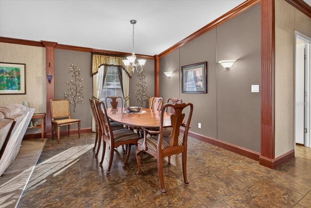 For Sale: $277,000 (3 beds, 2 baths, 1860 Square Feet)