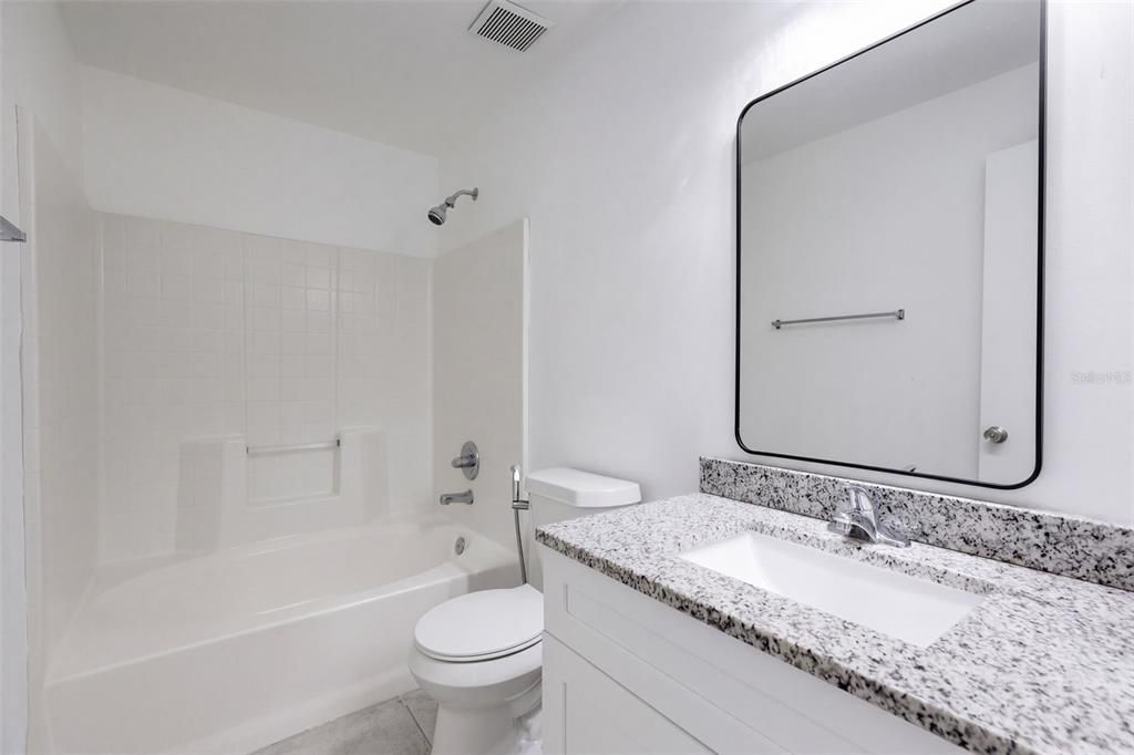 En Venta: $320,000 (3 camas, 2 baños, 1290 Pies cuadrados)