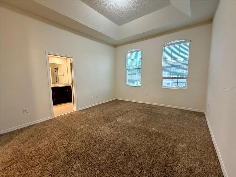 В аренду: $2,400 (3 спален, 2 ванн, 1602 Квадратных фут)