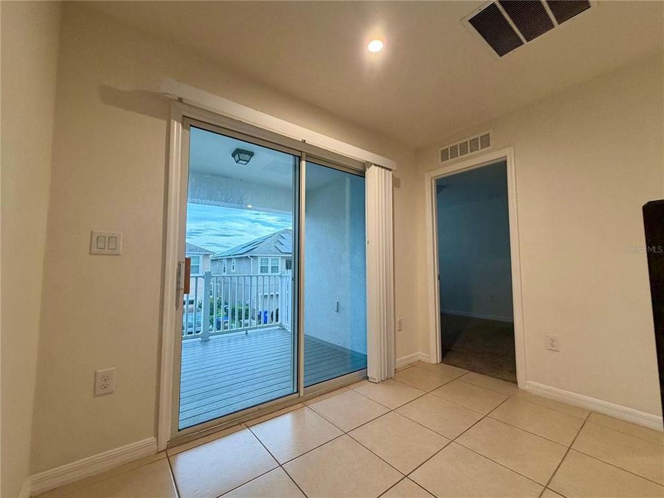 В аренду: $2,400 (3 спален, 2 ванн, 1602 Квадратных фут)