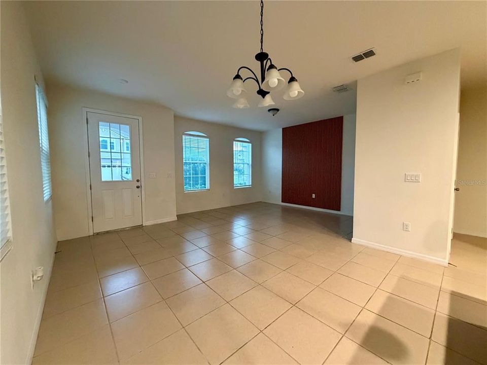 В аренду: $2,400 (3 спален, 2 ванн, 1602 Квадратных фут)