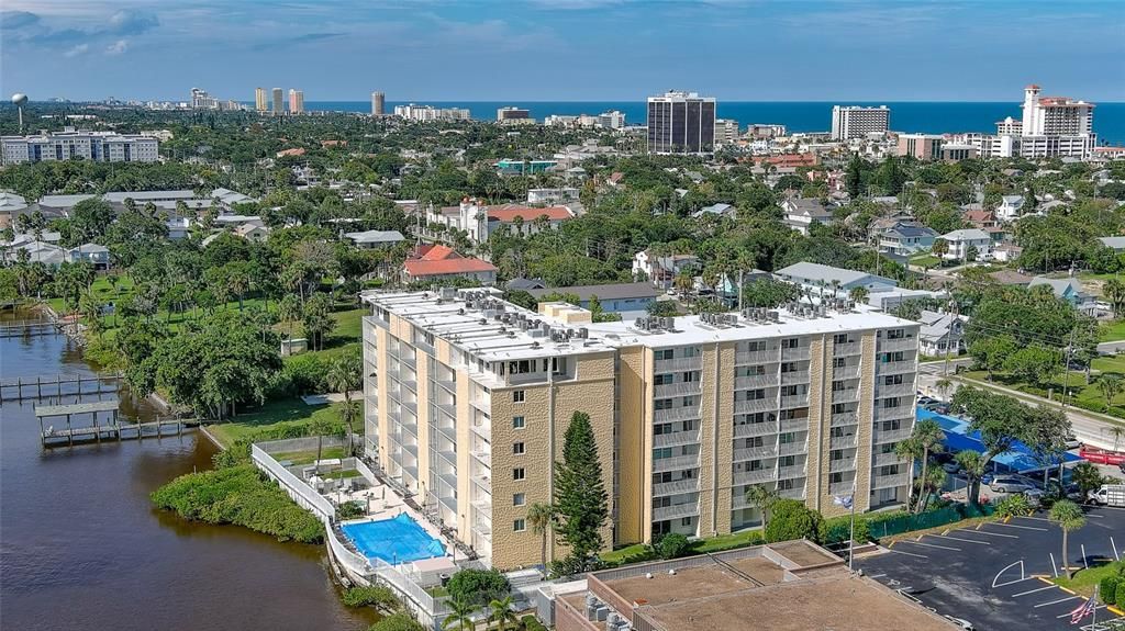 На продажу: $175,000 (2 спален, 1 ванн, 1033 Квадратных фут)