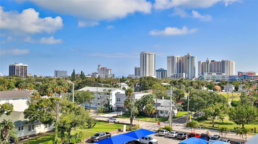 На продажу: $175,000 (2 спален, 1 ванн, 1033 Квадратных фут)