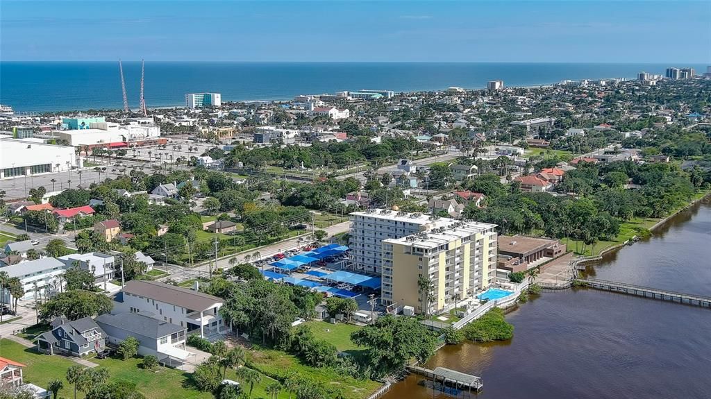 На продажу: $175,000 (2 спален, 1 ванн, 1033 Квадратных фут)