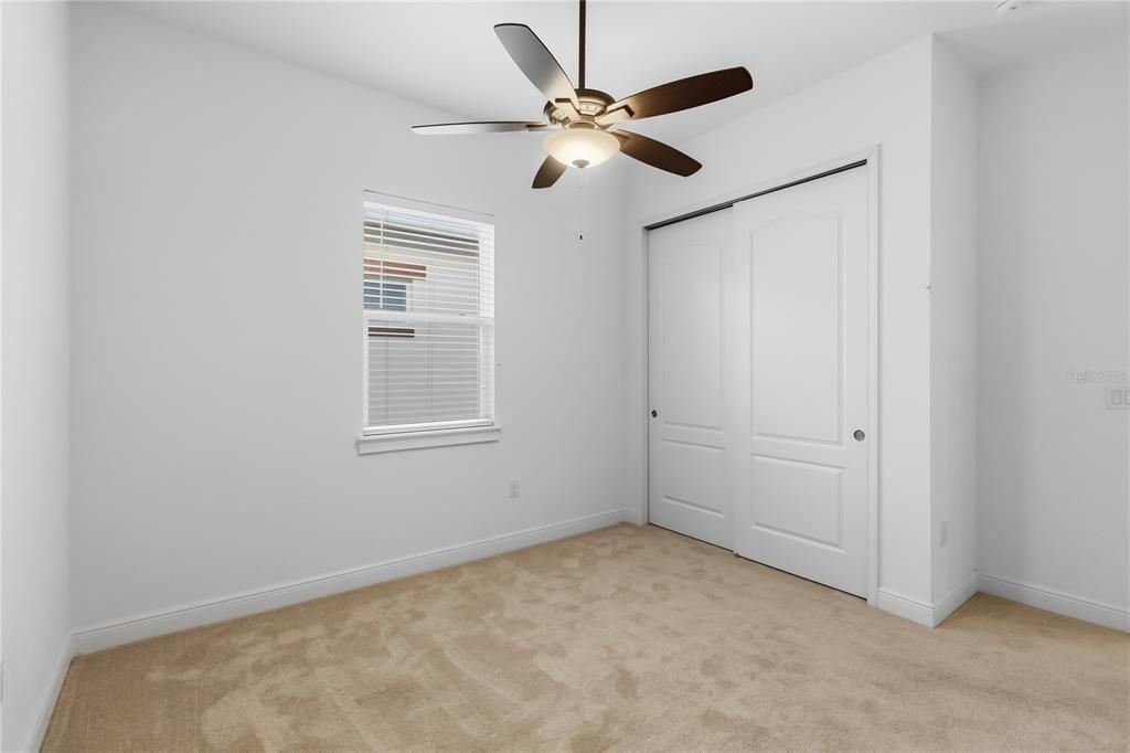 For Sale: $439,000 (3 beds, 3 baths, 2365 Square Feet)