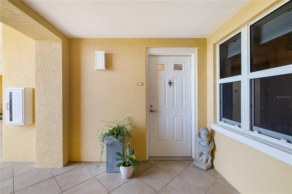 En Venta: $560,000 (2 camas, 2 baños, 1701 Pies cuadrados)