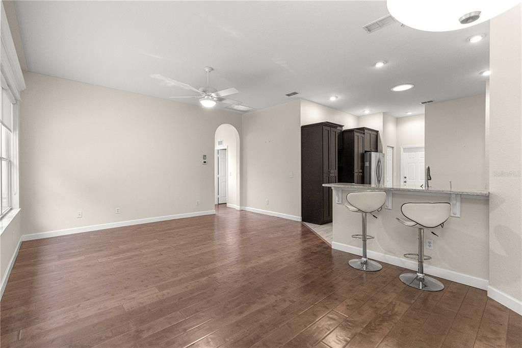 For Sale: $465,000 (3 beds, 3 baths, 2026 Square Feet)