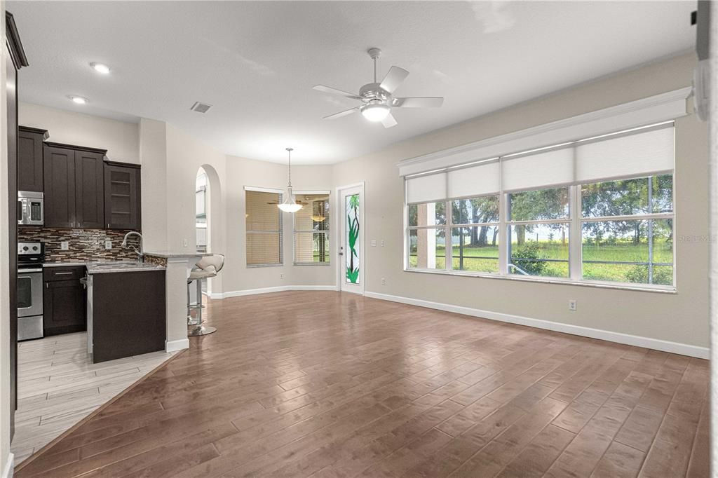 For Sale: $465,000 (3 beds, 3 baths, 2026 Square Feet)