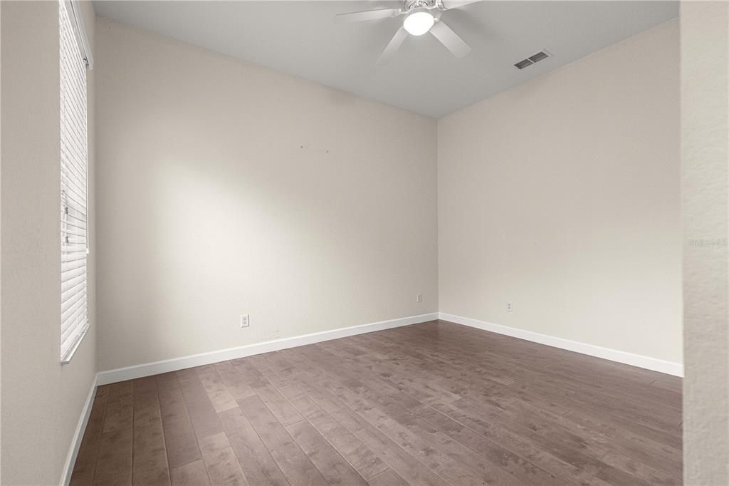 For Sale: $465,000 (3 beds, 3 baths, 2026 Square Feet)
