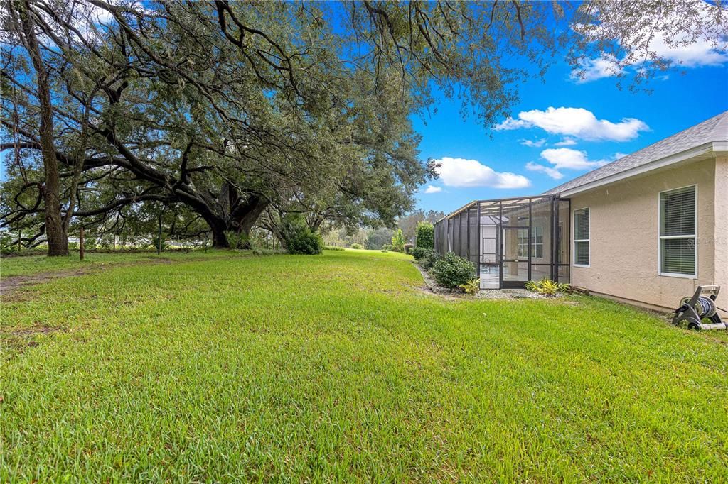 For Sale: $465,000 (3 beds, 3 baths, 2026 Square Feet)