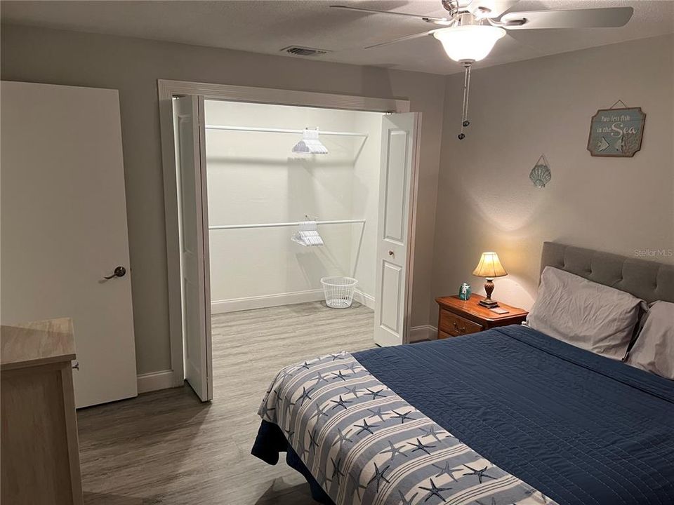 В аренду: $2,500 (2 спален, 2 ванн, 2204 Квадратных фут)