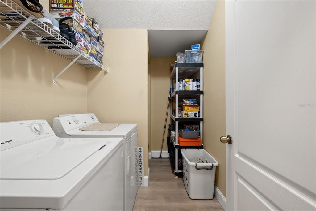En Venta: $270,000 (3 camas, 2 baños, 1662 Pies cuadrados)
