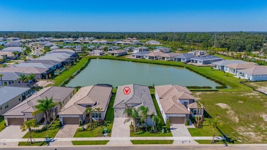 For Sale: $756,900 (3 beds, 3 baths, 2474 Square Feet)