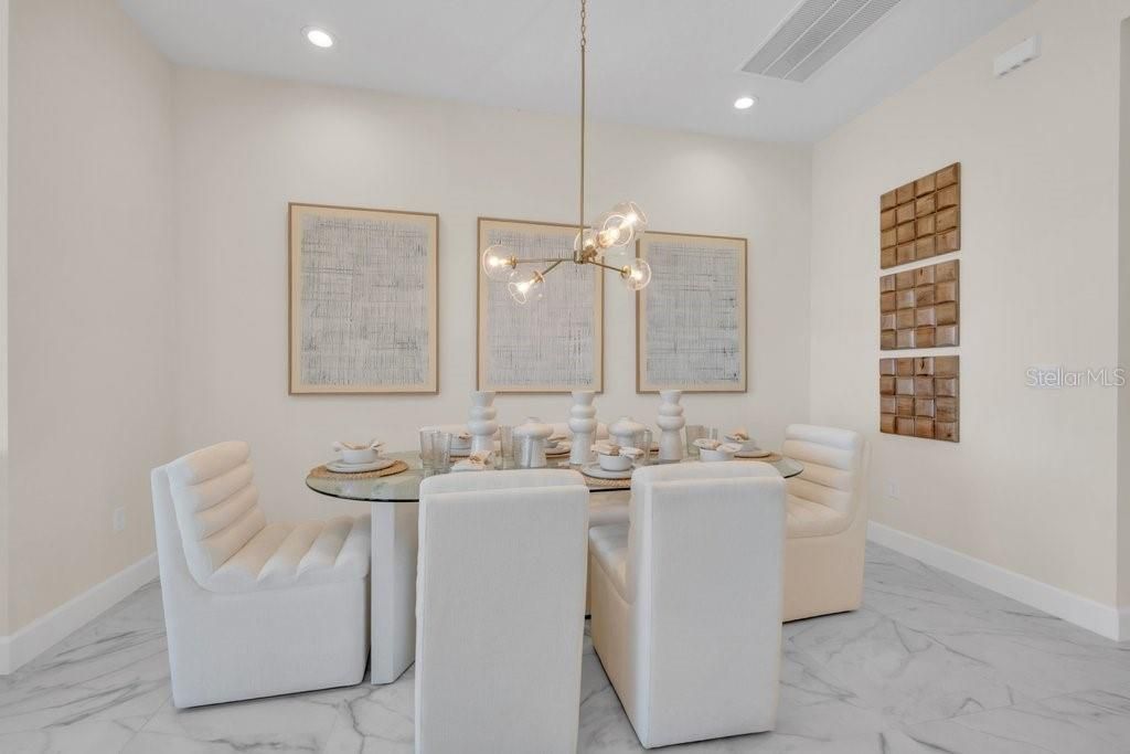 For Sale: $756,900 (3 beds, 3 baths, 2474 Square Feet)